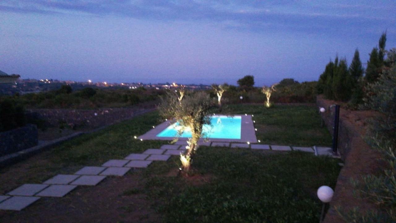 B&B Il Vulcano Aci Catena Dış mekan fotoğraf